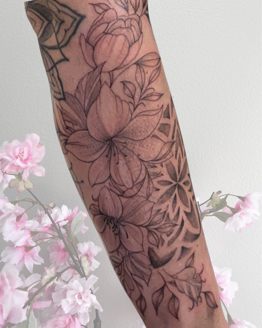 Floral and ornamental forearm sleeve